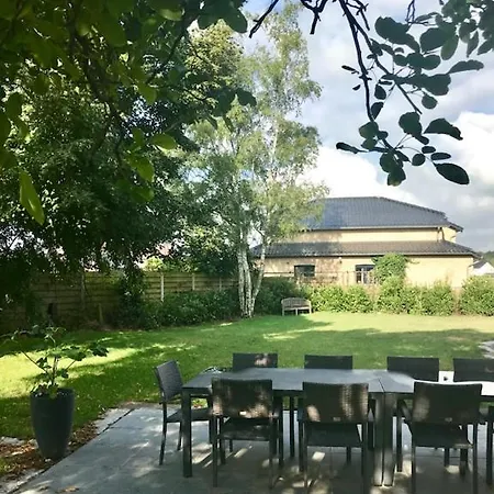 Bij De Lindeboom Villa Maaseik Exterior photo